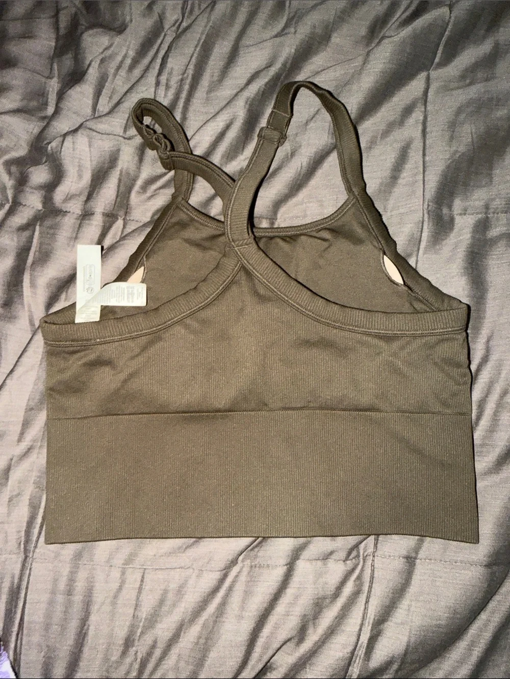 ALO Yoga Seamless Ribbed Favorite Bra Tank - Picture 3 of 3